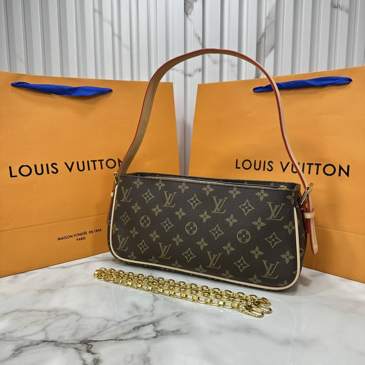 ORI หนังแท้ | LV Vivacite bag Monogram canvas กระเป๋าสะพายดีไซน์วินเทจ Monogram แคนวาส ไอเท็มขนาดเล็กใช้งานสะดวกมีช่องกระเป๋าทั้งด้านในและด้านนอกเหมาะเป็นเพื่อนคู่ใจประจำวัน