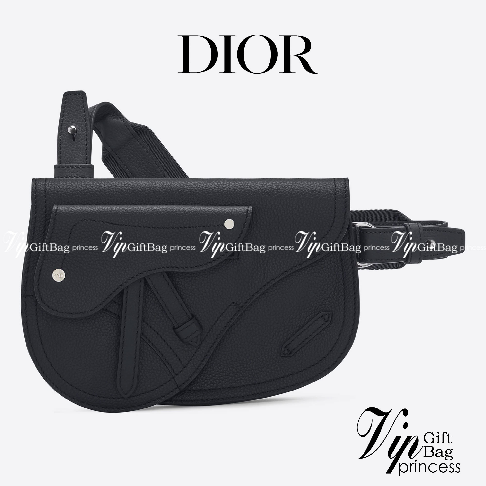 หนังแท้ CHRISTIAN DIOR SADDLE POUCH Black Grained Calfskin / DIOR SADDLE MESSENGER BAG พร้อมส่งที่ไทย กระเป๋า Saddle pouch คู่ใจขนาดกะทัดรัดและเหมาะสำหรับใช้ในชีวิตประจำวัน สีดำคลาสสิก เกรดออริจินอลหนังแท้ทั้งใบ ภาพสินค้าถ่ายจากงานขายจริง ใช้งานต่างประเทศ