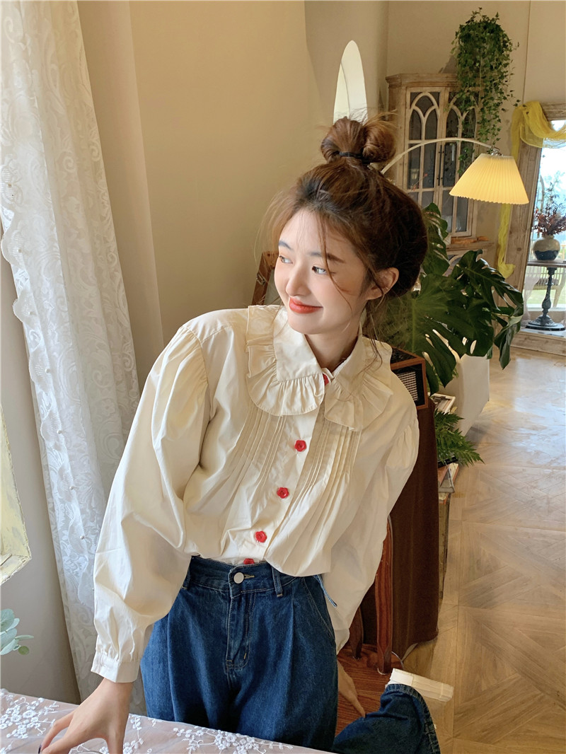 พร้อมส่ง 🛍🍭 Serta tops เสื้อแขนยาวแต่งกระดุมสีแดง (IN36620)
