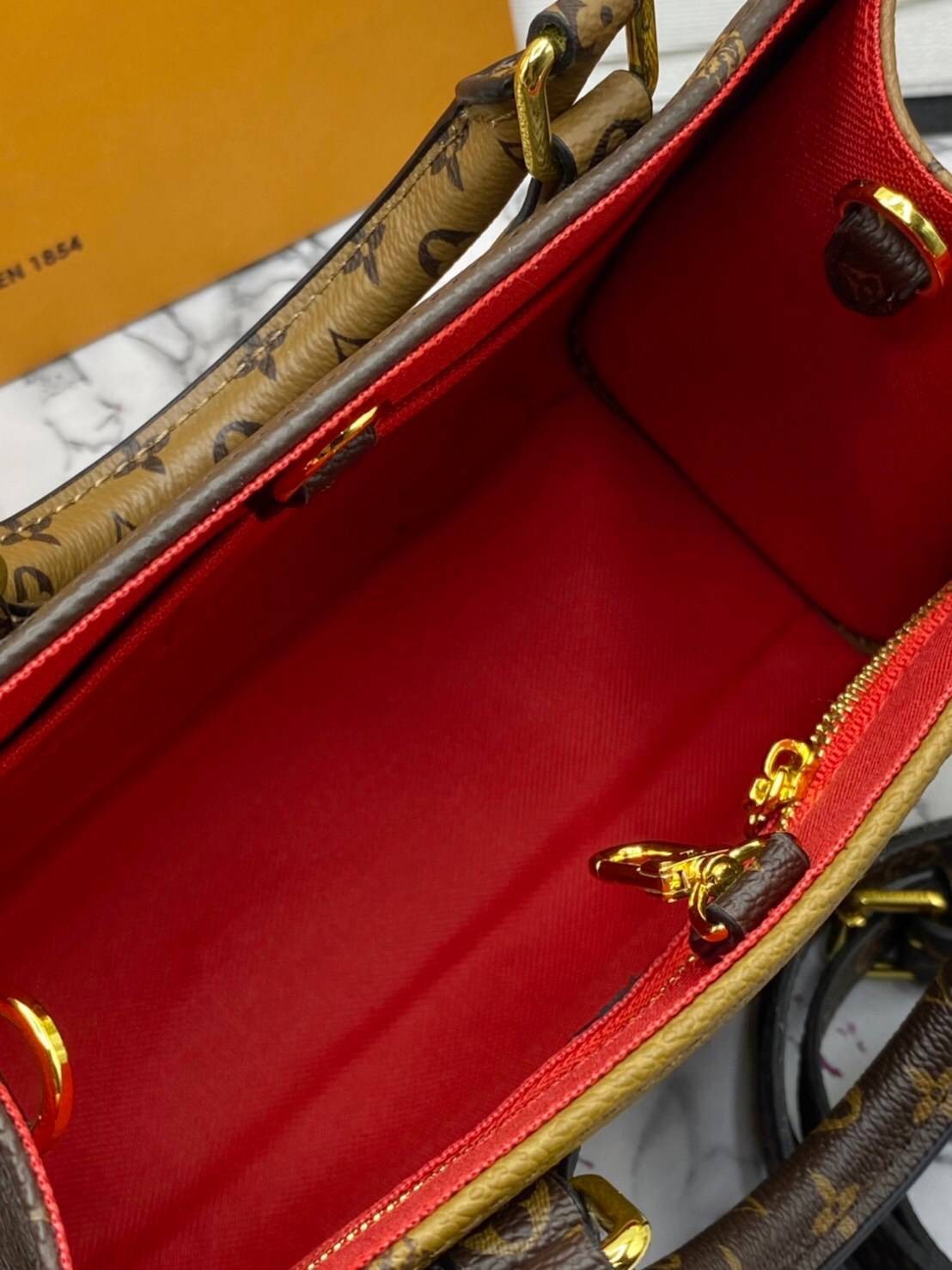 หนังแท้ LOUIS VUITTON ONTHEGO 10" พร้อมส่งที่ไทย เกรดใช้งานต่างประเทศได้