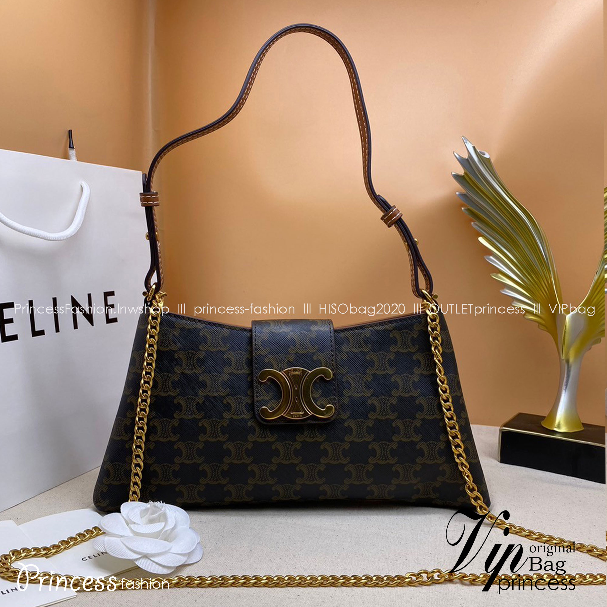 CELINE MEDIUM WILTERN BAG IN SMOOTH CALFSKIN / Celine hobo / Celine Bag พร้อมส่ง กระเป๋าถือ/สะพายโซ่อะไหล่ทองหรูหรา ทรงโฮโบ สวยผู้ดี ใช้งานง่าย โดดเด่นด้วยโลโก้สีทอง