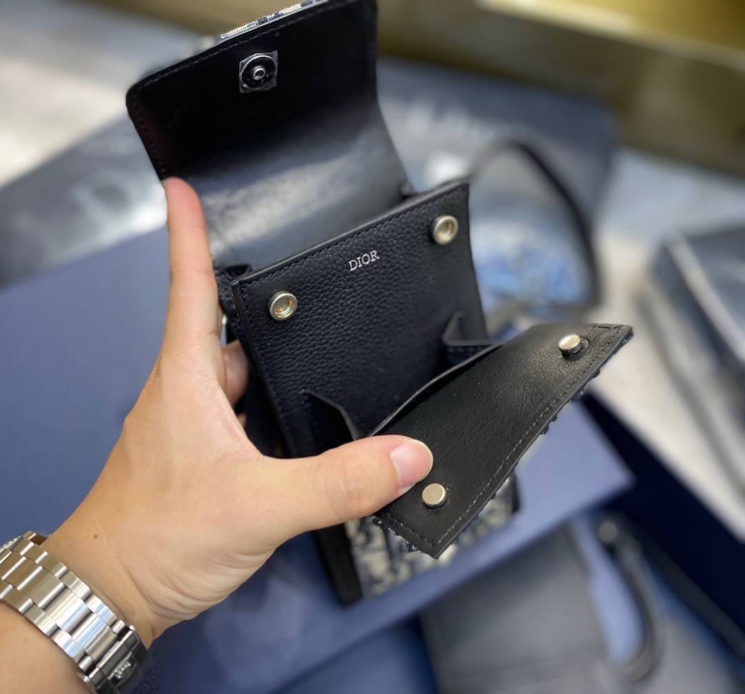 Dior Phone Holder Bag / DIOR BEIGN AND OBLIQUE JACQUARD PHONE POUCH BAG เกรดเทพออริจินอล หนังแท้ ภาพถ่ายจากสินค้าจริง ใช้งานต่างประเทศได้