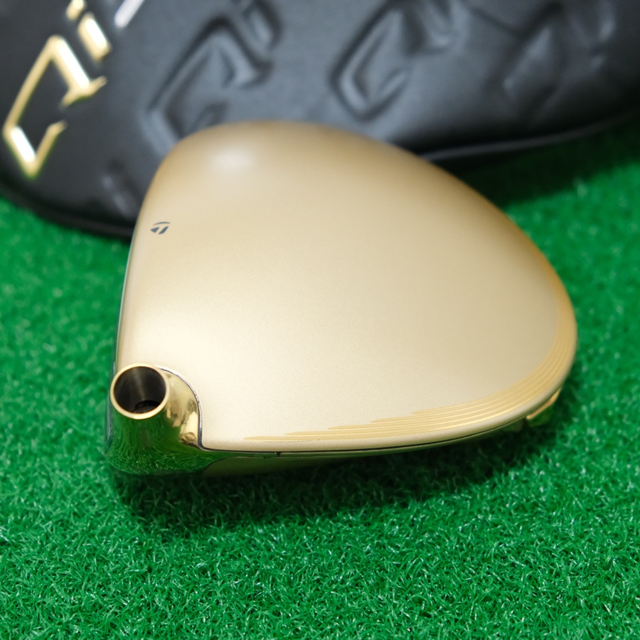 2025 TAYLORMADE QI35 MAX DESIGNER SERIES MATTE GOLD 10.5* DRIVER - HEAD ONLY + HEADCOVER