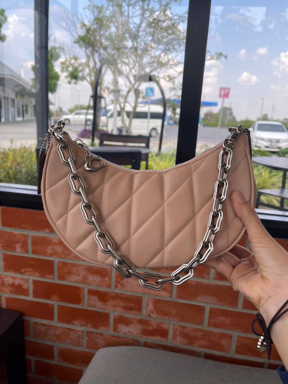 พร้อมส่ง 4 สี COACH CP148 MIRA SHOULDER BAG WITH PILLOW QUILTING กระเป๋าสะพายดีไซน์สวย 🧡 เกรดท็อปออริจินอล 1:1 สลับแท้ เกรดดีสุด ใช้งานต่างประเทศได้