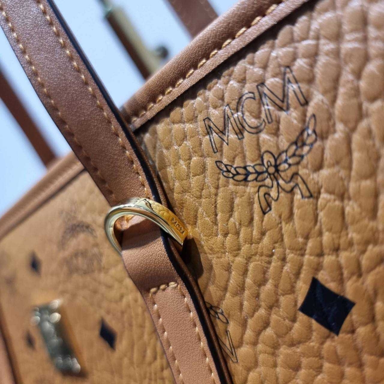 M.C.M MEDIUM TONI SHOPPER กระเป๋าทรงโท้ทใบใหญ่จุใจ เกรดท็อปออริ 1:1 สลับแท้ ใช้งานต่างประเทศได้