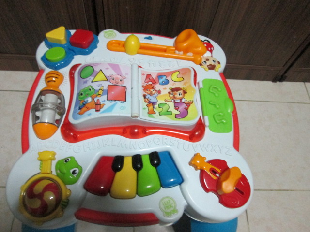 LeapFrog LeapStart Learning Table (โต๊ะกิจกรรม) ของเล่นมือสอง