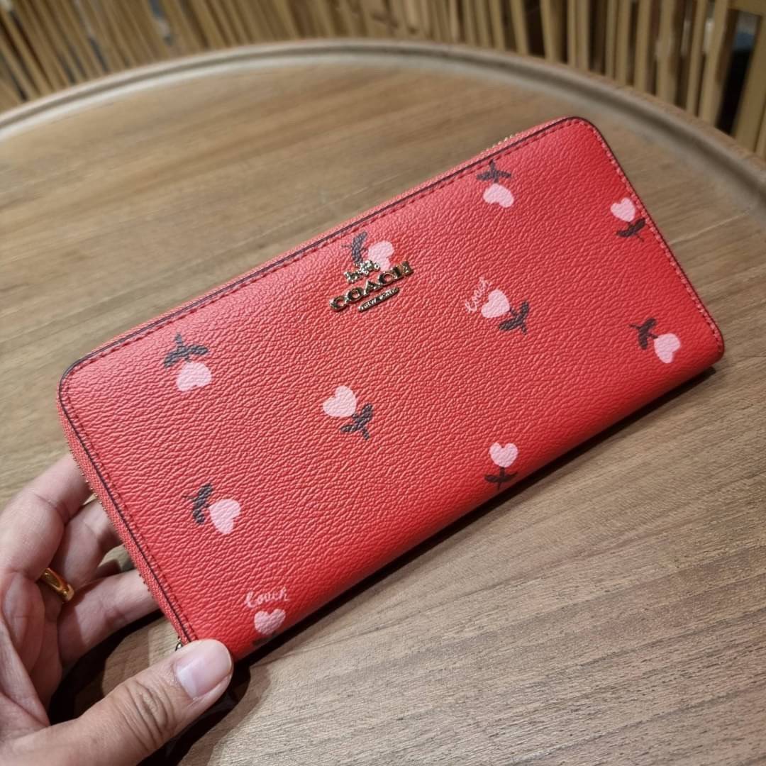 OUTLET 】COACH ACCORDION ZIP WALLET IN SIGNATURE CANVAS F86093 C3287 F98126 กระเป๋าสตางค์ใบยาว น่ารักน่าใช้