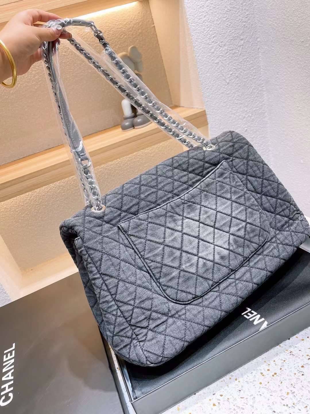 CHANEL Large Denim Flap Bag พร้อมส่ง 2 สี 16"