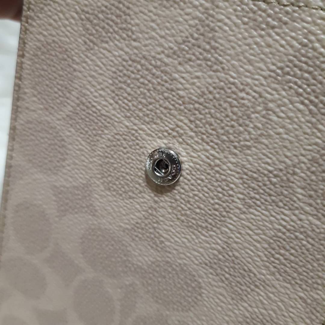 COACH F76357 SNAP PHONE CROSSBODY IN SIGNATURE CANVAS BEST ITEM!! ðâĄïļāļāļĢāļ°āđāļāđāļēāļŠāļ°āļāļēāļĒāđāļāļāļāļāļĢāļ°āļŠāļāļāđ Case phone āđāļŠāđāđāļāļĢāļĻāļąāļāļāđāļĄāļ·āļāļāļ·āļāđāļāđāļāļļāļāļĢāļļāđāļ āļāļĩāđāļāļāđāļĨāļēāļĒāļāļĩāļāļĨāļēāļŠāļŠāļīāļ āļ§āļąāļŠāļāļļāļŦāļāļąāļāđāļāļāļ§āļēāļŠāļāļļāļāļ āļēāļāļāļĩ āļāļēāđāļĨāļ°āļ āļēāļĒāđāļāđāļāđāļāļŦāļāļąāļāļŠāļąāļāđāļāļĢāļēāļ°āļŦāđāđāļĢāļĩāļĒāļ āđāļāļīāļ-āļāļīāļāļāđāļ§āļĒāļāļĢāļ°āļāļļāļĄ āļŠāļēāļĒāļŠāļ°āļāļēāļĒāļĒāļēāļ§āļ