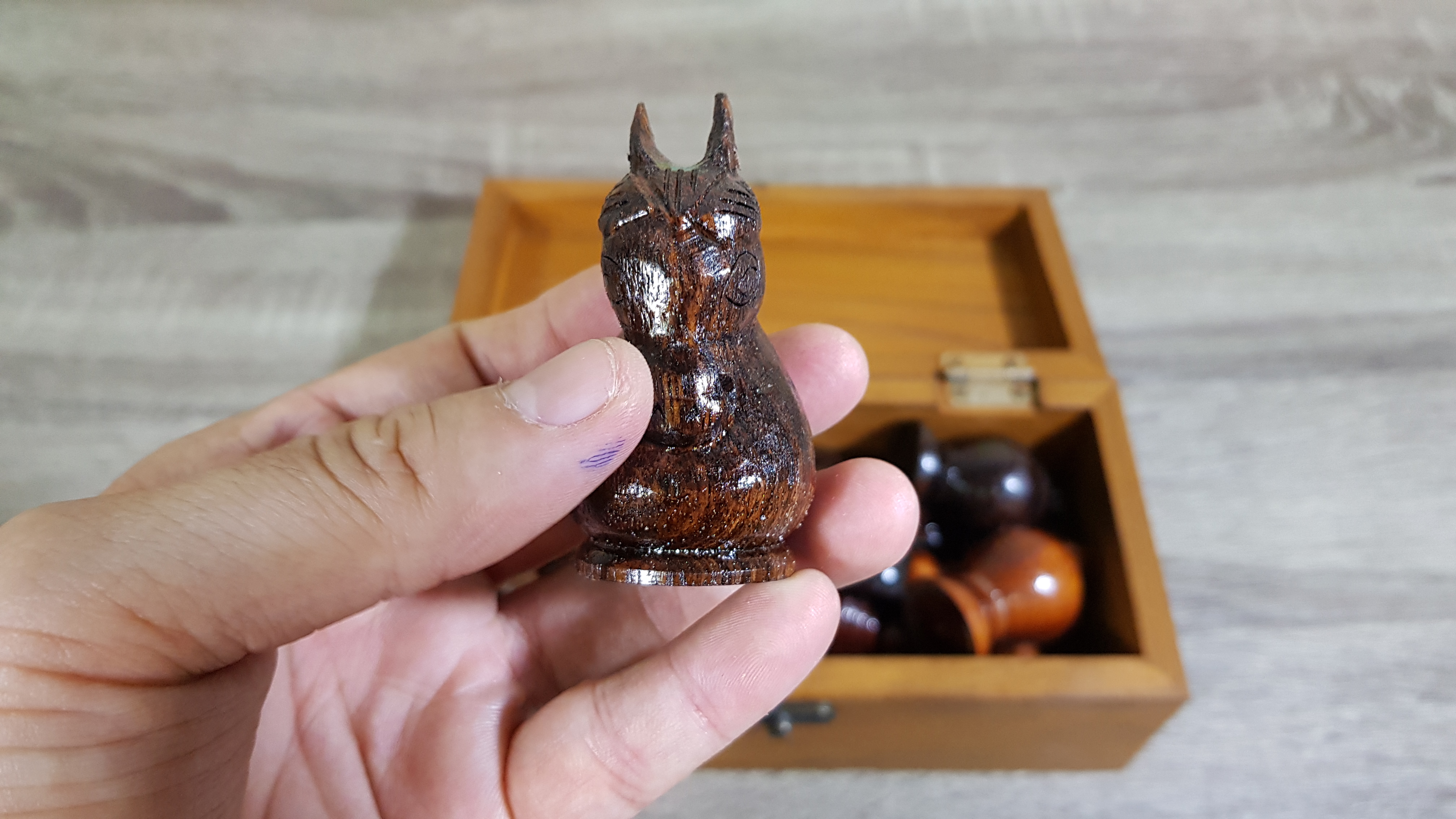 ตัวหมากรุกไทยชุดพลรามพร้อมกล่องแบบหีบล็อค