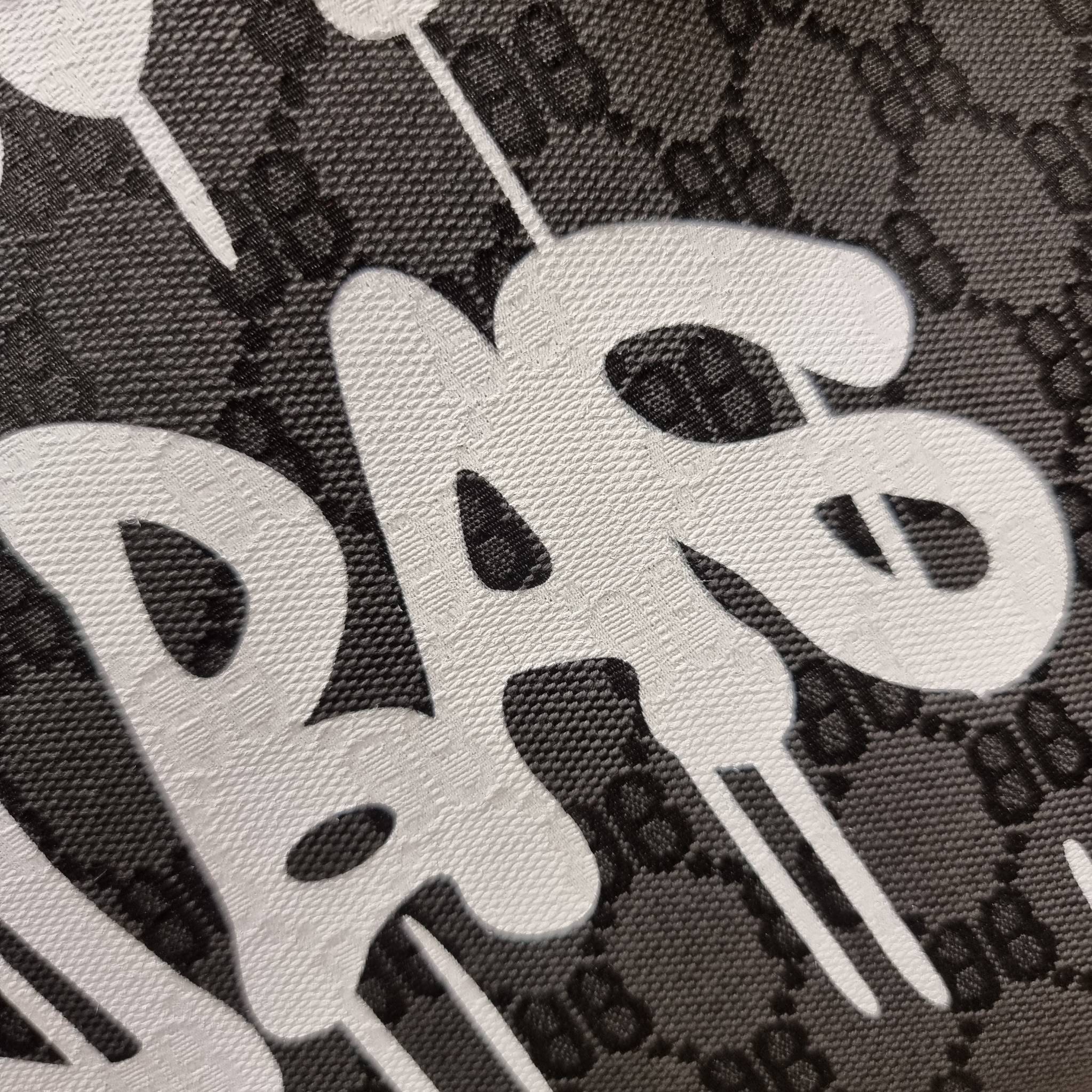 GG×BALEN MEDIUM OPHIDIA TOTE สุดครีเอท กับกระเป๋าช้อปปิ้งทรงโท้ท ใบใหญ่ สุดคุ้ม!! โดดเด่นด้วยลวดลายเพ้นท์กราฟฟิตี้ วัสดุผ้าแคนวาส ตัดแต่งเล่นขอบด้วยหนังแท้ ภายในโล่งกว้างมาก ใส่ของได้สบาย หิ้วไปเที่ยวต่างจังหวัด สะพายไปต่างประเทศตามใจ!! เลิศตรงที่ดีไซน์ใบ