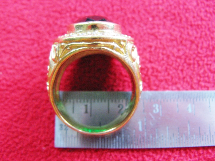 สินค้าจองค่ะ แหวนพลอยมรกตทองเหลืองล้อมเพชร(ราศีพฤษภ)ค่ะ