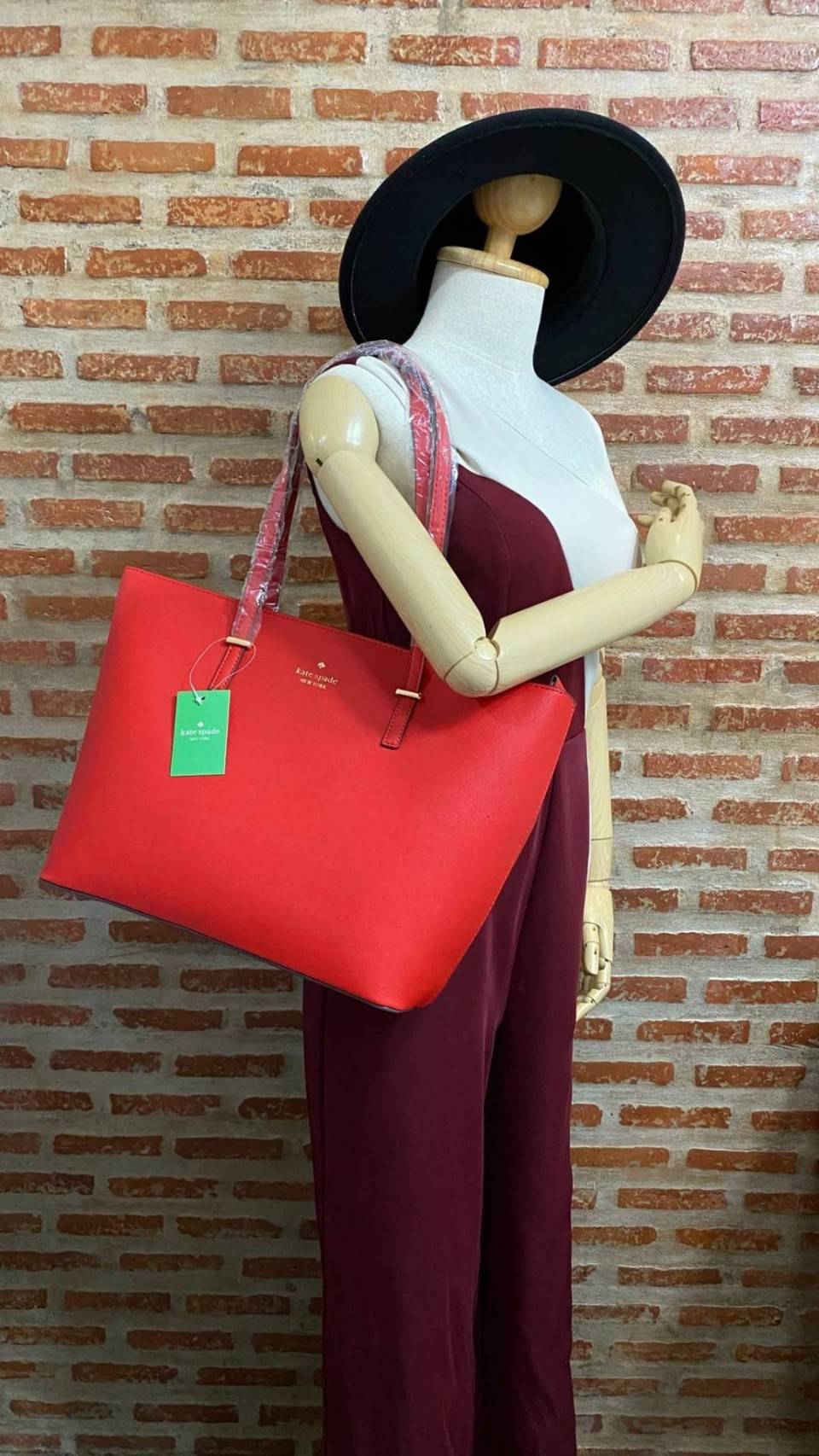 ของแท้ Kate Spade new york shopping large bag กระเป๋าถือ หรือคล้องไหล่ได้ ด้านหน้ามีโลโก้แบรนด์