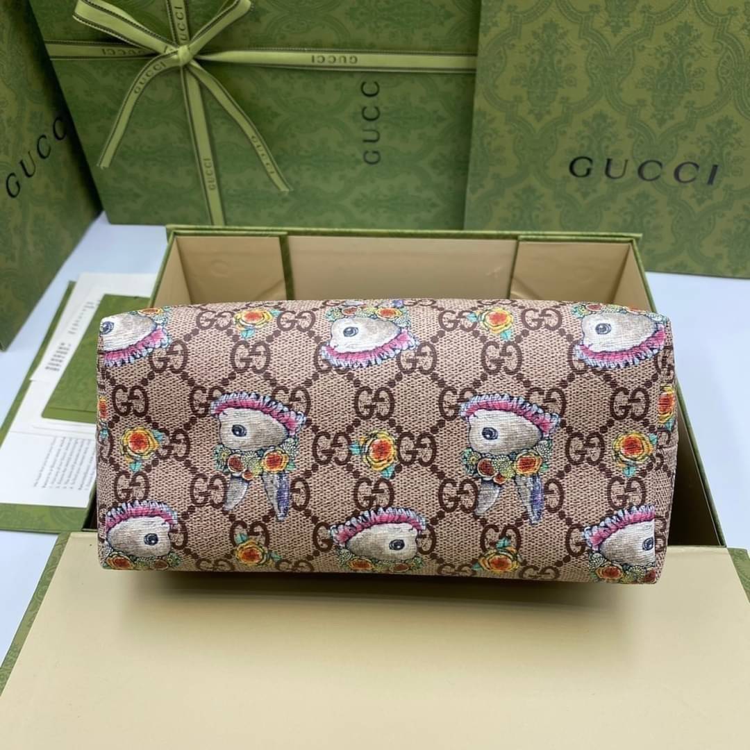 VIP 】Animal-Friendly Gucci Kid Tote Bag งานหนังแท้ทรงตั้งสวย ขนาดกะทัดรัด จุของได้เยอะ ใช้ได้ทั้งเด็กและผู้ใหญ่ น่ารักมากค่ะ **รุ่นขายดีตลอดกาล**