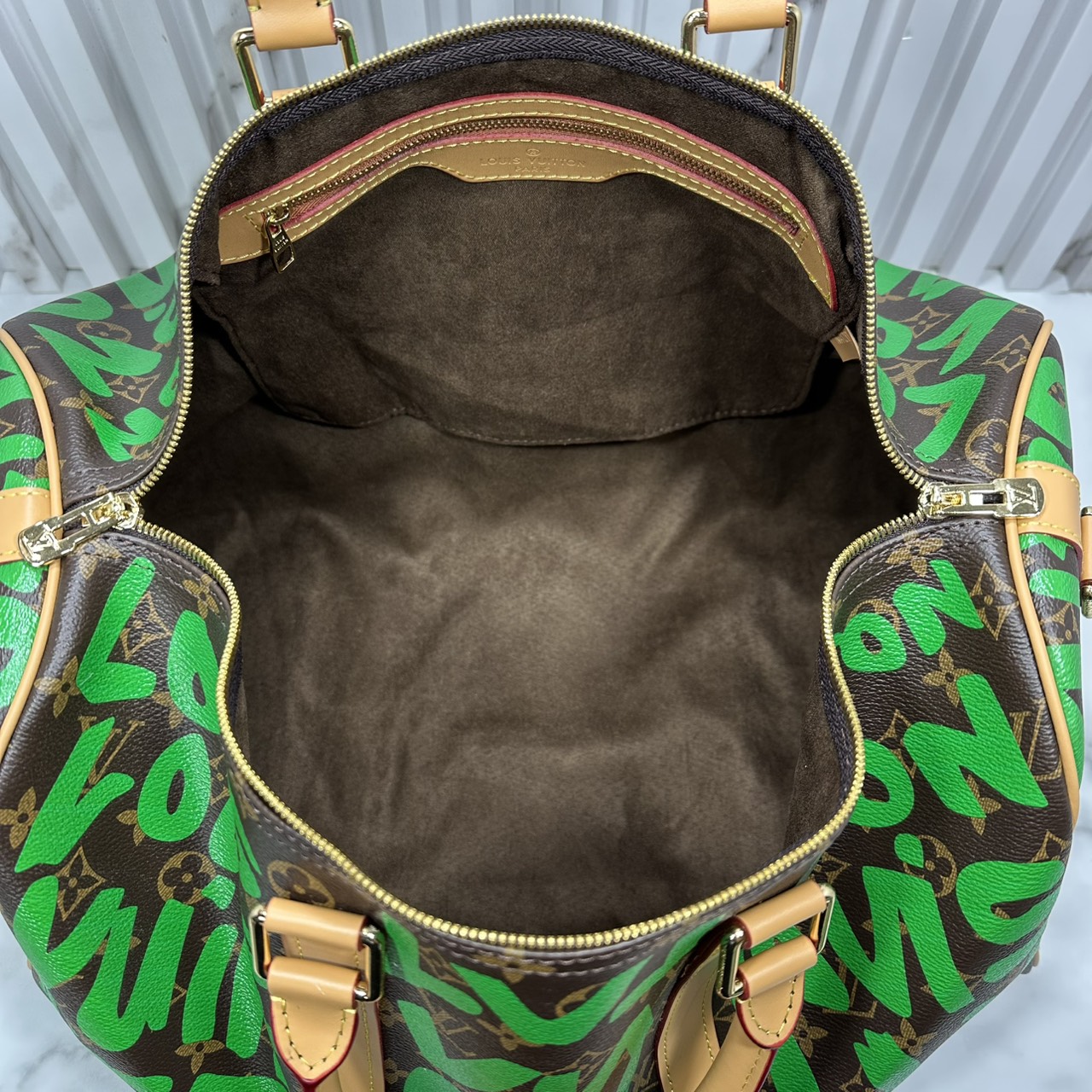 ORI หนังแท้ | LV Stephen Sprouse Graffiti Keepall 42cm กระเป๋าสะพายทรงคีฟออลใบใหญ่ ลวดลายตัวอักษรกราฟฟิกเต็มใบ