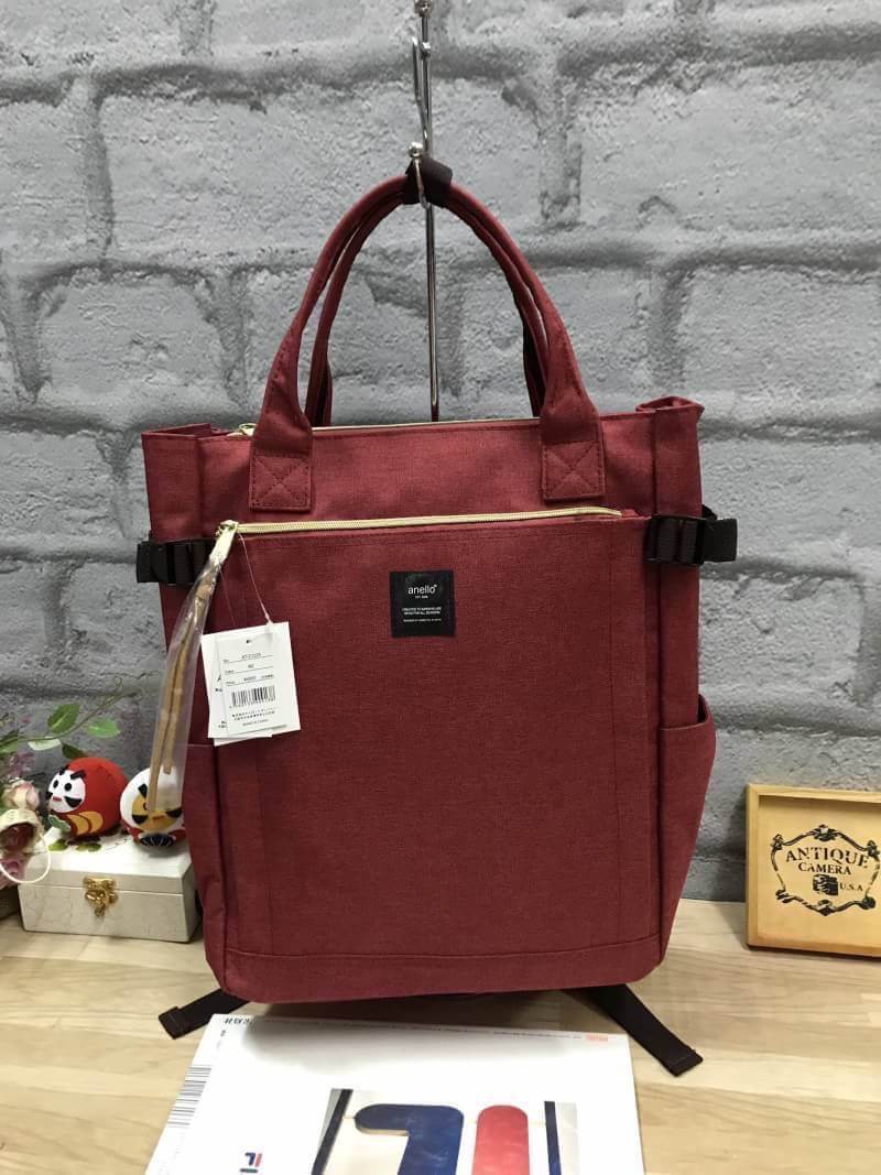 ของแท้ Anello polyester canvas 10 pocket Rucksack คอลเลคชั่นใหม่ล่าสุด!! เป้รุ่นใหม่ชนช้อป ดีไซน์เก๋ เป็นได้ทั้งสไตล์toteโดยการเก็บสายสะพายเป้เข้าช่องซิปที่ด้านหลัง และเป็นสไตล์เป้rucksackได้ มีช่องเล็กช่องน้อยรอบตัวกระเป๋า เปิดปิดด้วยซิปเดียวด้านบน ตัวกร