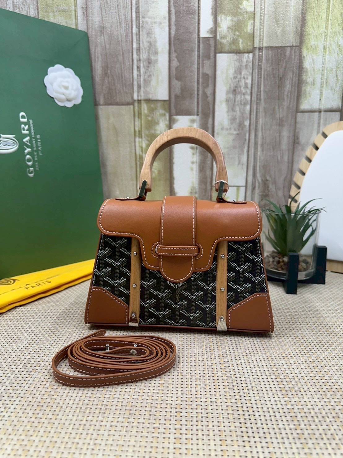 10 สี ORI หนังแท้ | GOYARD Saïgon Souple Mini Bag 20cm กระเป๋าถือ/สะพายดีไซน์หูจับไม้เป็นเอกลักษณ์ที่สวยหรูหราสง่างาม