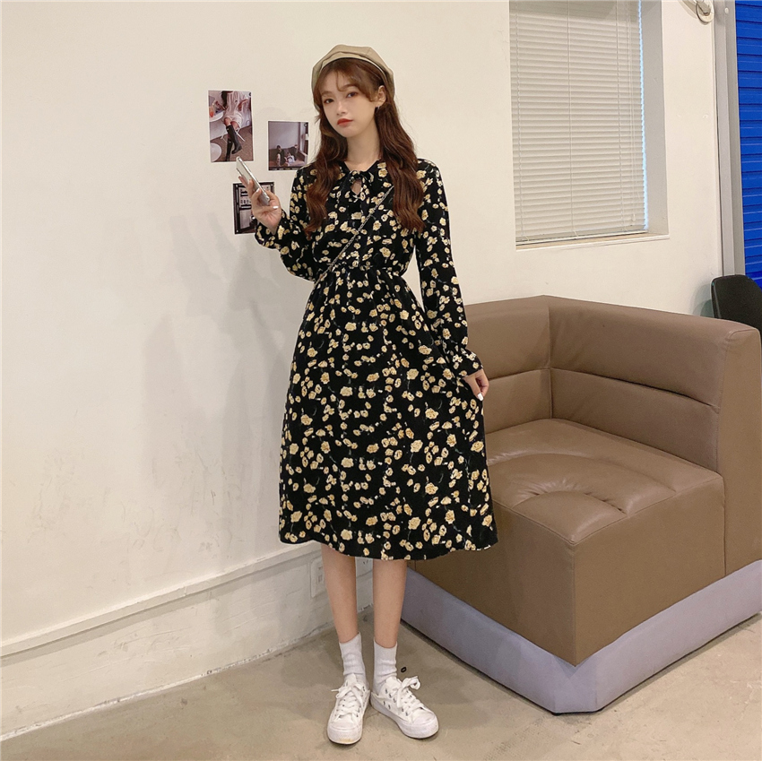 พร้อมส่ง Black floral dress 🐳 เดรสลายดอกไม้ (IN31599)