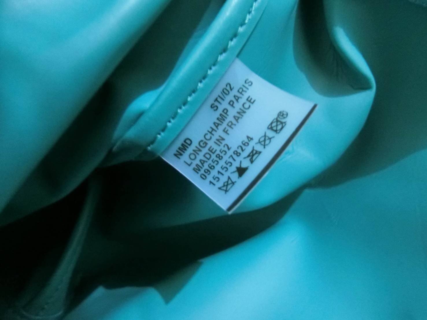 Longchamp Le Pliage Neo Size M สินค้าใหม่ ของแท้เท่านั้น!!เป็นล็อตผลิตเกินออเดอร์จากโรงงาน มาพร้อมการ์ด/ถุงผ้าแบรนด์/ถุงกระดาษแบรนด์ size M