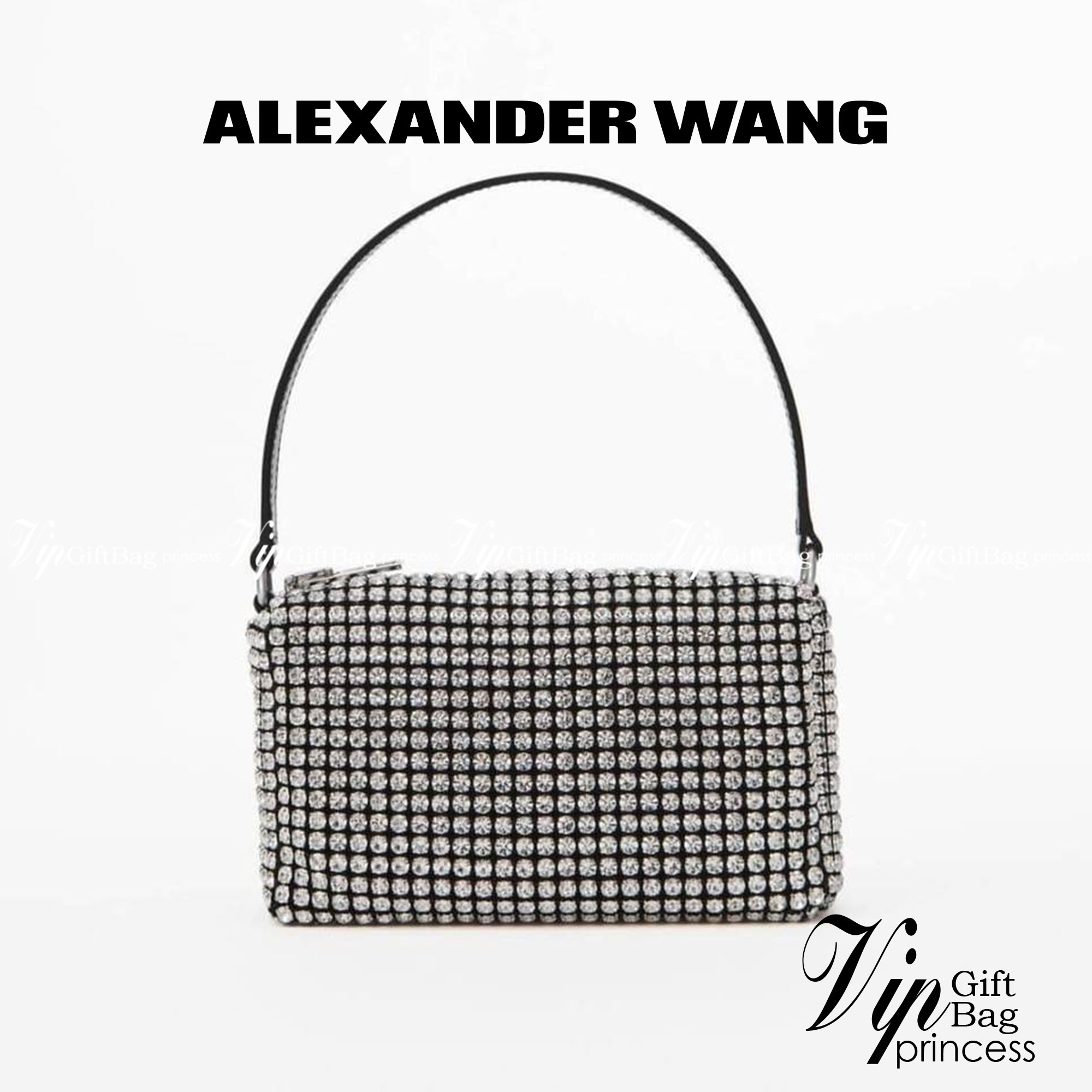 ALEXANDER WANG HEIRESS POUCH IN RHINESTONE MESH จัดให้แบบสุดตัว กับไอเท็มที่สาวๆต่างเรียกร้อง กับกระเป๋าพอชตกแต่งพลอยเทียม หรูหรา โดดเด่น ดูแพง ด้วยการตัดเย็บเรียงร้อยลงบนตาข่ายเนื้อละเอียด ทำให้ดูดีมีราคางดงามจริงๆ เปิด-ปิดด้วยซิป ขนาดกำลังสวย ภายในเป็นช