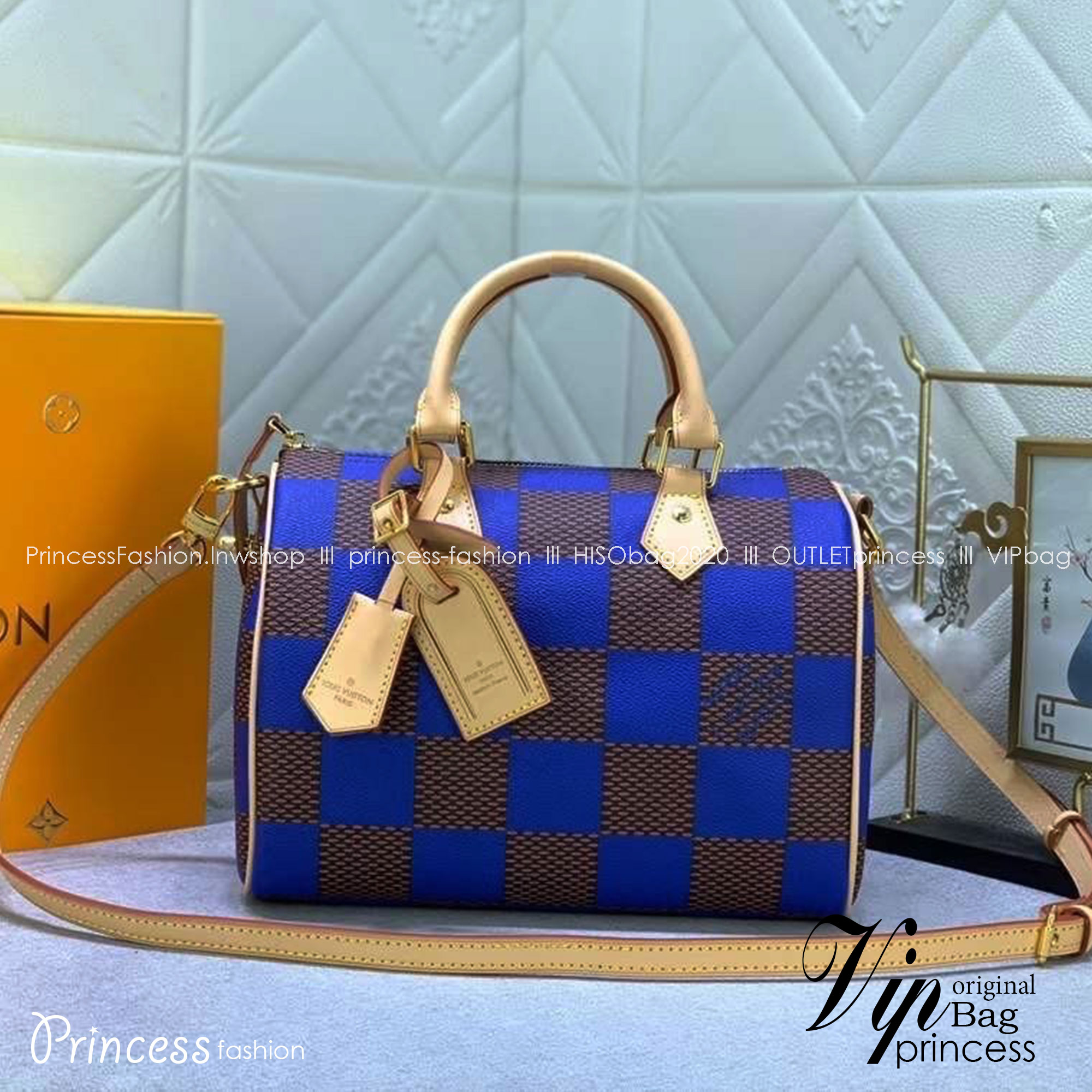 LV Speedy 25 Bandoulière Damier Pop กระเป๋าสะพายสปีดี้สีใหม่ Bleu ราพุ่งไปแล้ว หลังจากตะลิชถือ รีบจับจองนะคะ ล็อทหน้าราคาอับแน่นอนเลยค่า