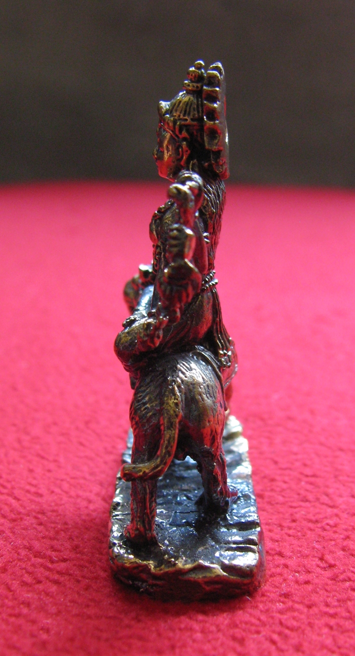 สินค้าจองค่ะ องค์พระแม่อุมาเทวีขี่เสือเนื้อทองเหลือง(ตั้งบูชาหน้ารถ)พร้อมใบคาถาค่ะ