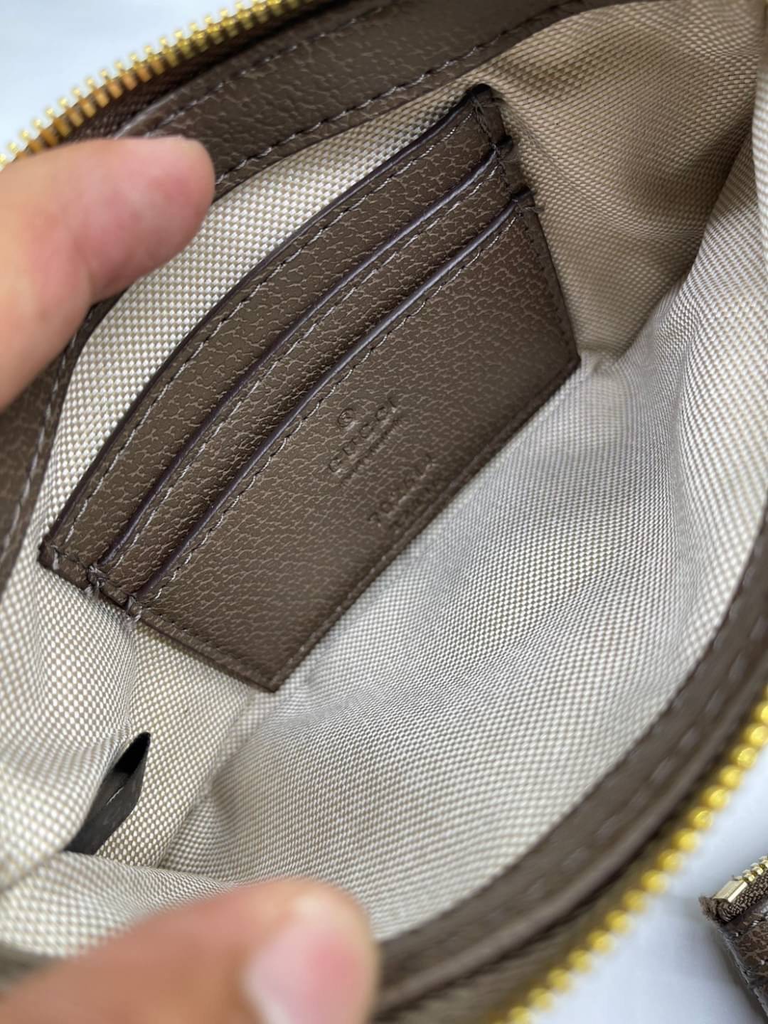 GUCCI Mini belt bag with round Interlocking G / Gucci Belt Bag เกรดออริจินอล กระเป๋าคาดเอว คาดอก เข้าเซ็ท 3 ใบ สุดคุ้ม รูปทรงเรขาคณิตนำเสนอใหม่อีกครั้งในคอลเล็กชั่น Gucci Love Parade