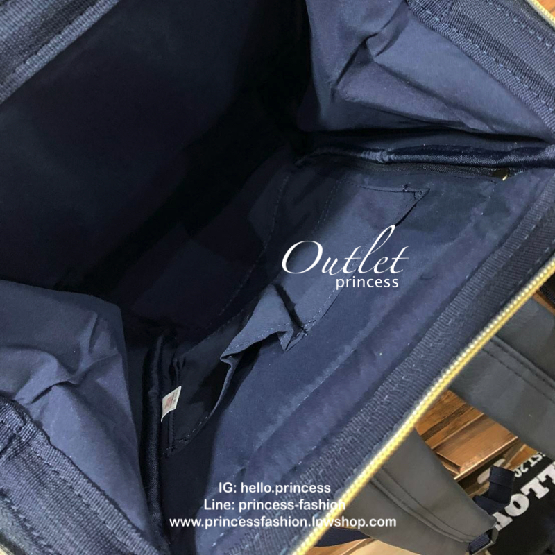 Anello polyurethane leather rucksack รุ่น Mini และ Classic กระเป๋าเป้จากแบรนด์เล็กๆมาสู่แบรนด์ดังทั้งในไทยและญี่ปุ่น วัสดุหนังpuแต่งลายหินอ่อนหนังนิ่ม กันน้ำได้ ภายในมีช่องเล็ก2ช่อง เปิดปิดด้วยซิปคู่ ปากกระเป๋าเป็นโครงสะดวกต่อการหยิบจับของภายใน ด้านข้างมี