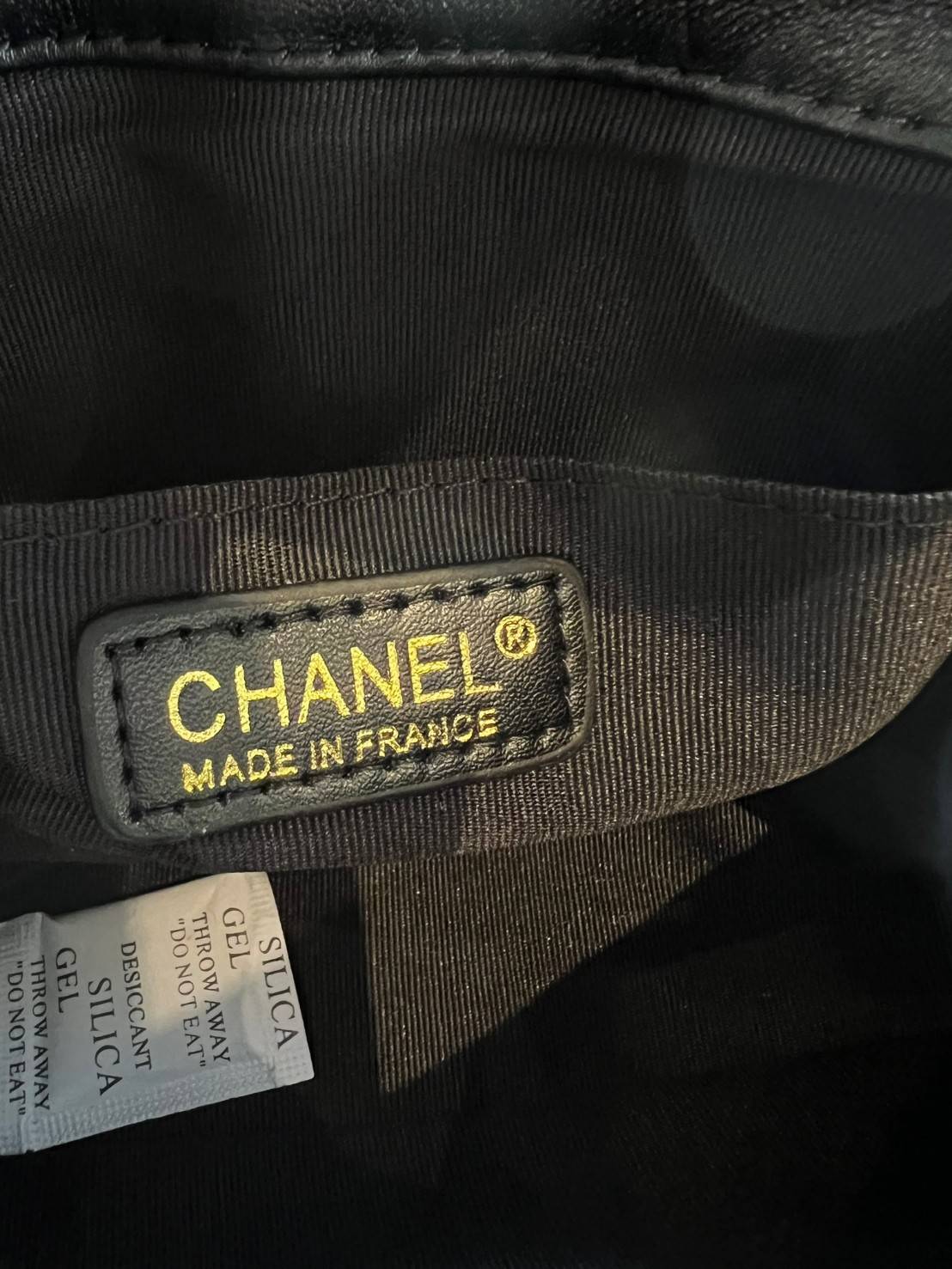 Chanel Mini Flap Bag with Top Handle 6.5" /CHANEL CHAIN SHOULDER BAG จัดไซด์เล็กมาให้ด้วย เพราะแต่ละคนชอบไม่เหมือนกัน😘 หนังสวย เรียบ สัมผัสนุ่มมือ น่าใช้มากๆ