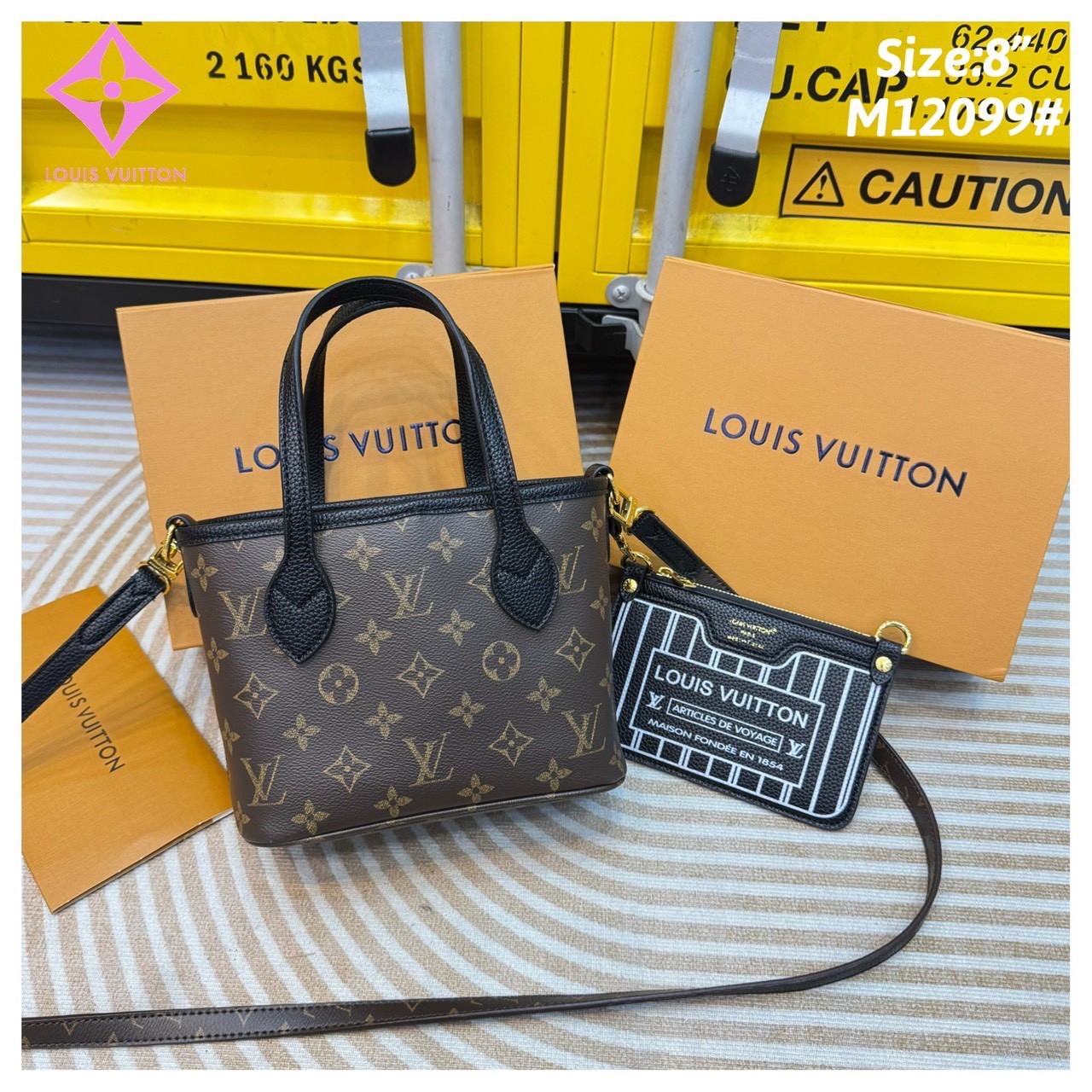 LV Neverfull Bandouliere Inside Out BB Bag Monogram Canvas กระเป๋าทรงโท้ทไซส์เล็ก พร้อมใบลูกพิมพ์ลายแบรนด์สุดไอคอนิก กลับใช้งานได้ 2 ด้านสุดคุ้ม