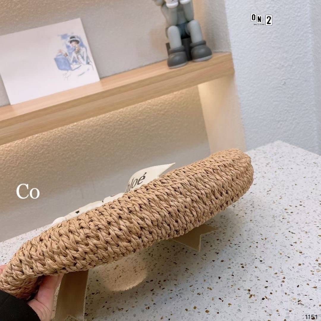 Chloe Straw Handbag Summer Beach Weave / CHLOE woody basket กระเป๋าสานสไตล์มินิมอล ซับในผ้าอย่างดี มาพร้อมผ้าผูกหูกระเป๋า สวยลงตัวรุ่นนี้ไม่ควรพลาดน้า สวยปังไม่ไหว
