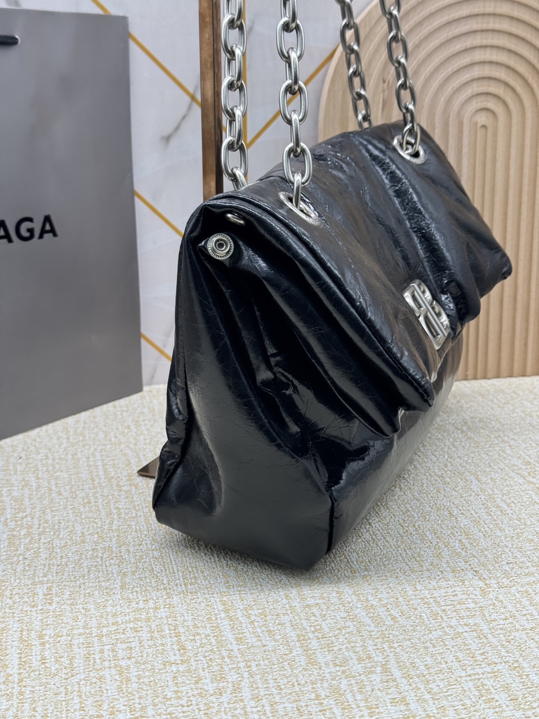 Balenciaga MONACO SMALL CHAIN BAG IN BLACK 28cm กระเป๋าทรงโท้ทใบใหญ่ งานหนังยับสวยเต็มใบ เกรดออริ สลับแท้ 1:1 ใช้งานต่างประเทศได้