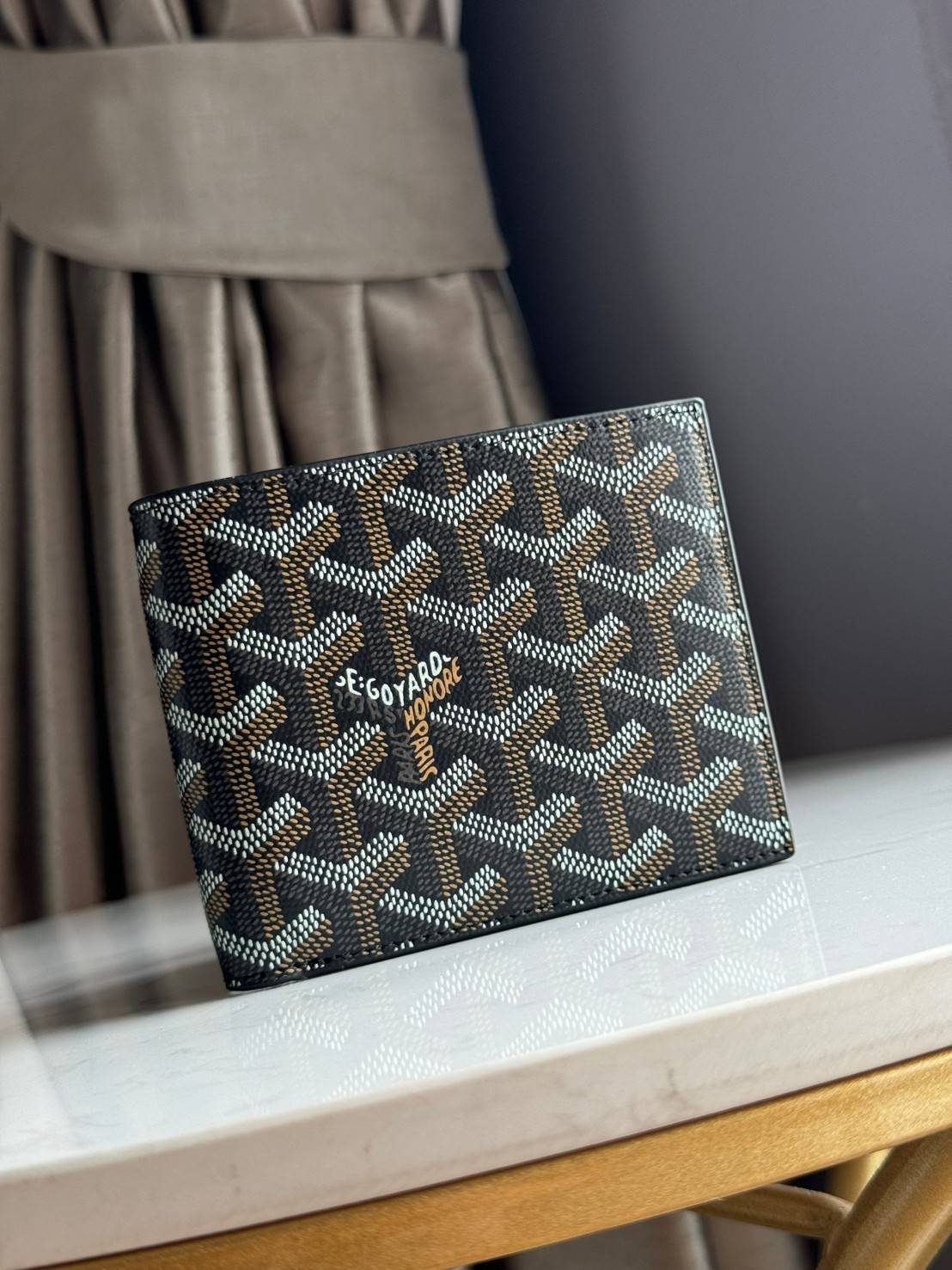 Goyard Wallet Men / Goyard Victoire Wallet กระเป๋าสตางค์ขนาดกะทัดรัดและเหมาะสําหรับการจัดสำหรับการ์ดและธนบัตร ลวดลายสุดคลาสสิค