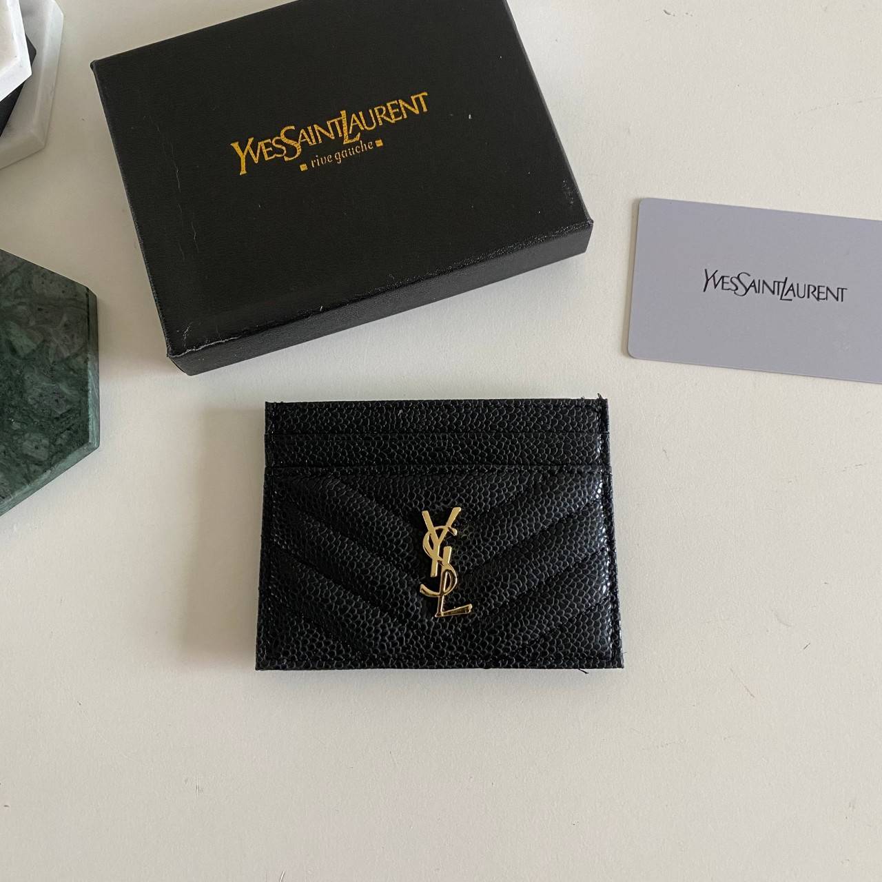 VIP 】หนังแท้ YSL SAINT LAURENT MONOGRAM CARD CASE IN GRAIN DE POUDRE EMBOSSED LEATHER (อะไหล่เงิน/อะไหล่ทอง) YSL CARD HOLDER
