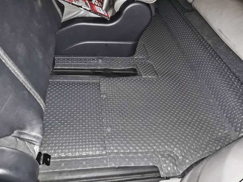 พรมกระดุมเม็ดเล็ก SPACE WAGON รุ่นรีดขอบ สีเทา เต็มคัน เข้ารูป