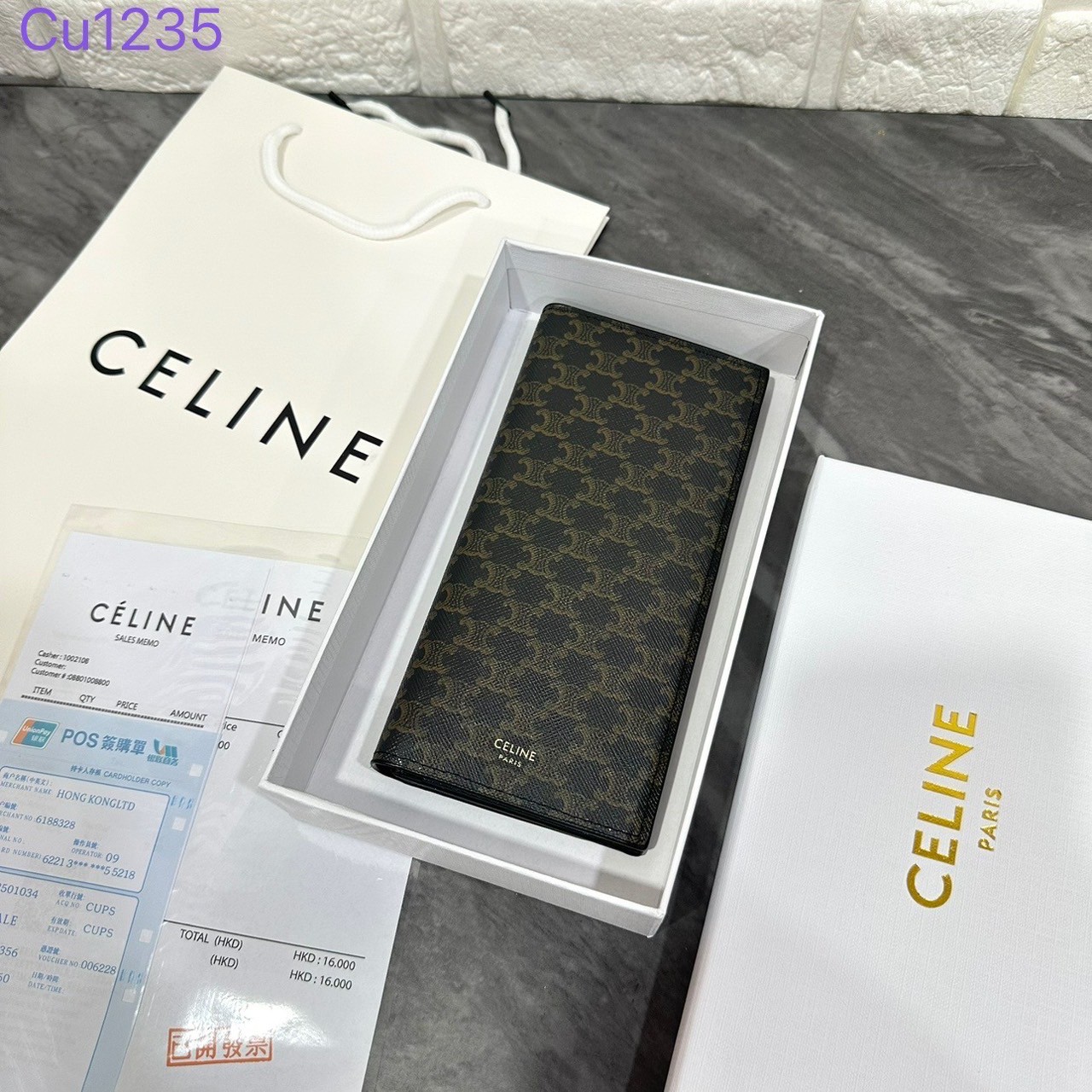 CELINE SHORT WALLET / CELINE LONG WALLET กระเป๋าสตางค์ซีลีน แบบสั้นและยาว พร้อมส่ง!! สวยหรู ภายในมีช่องแบ่งหลายช่อง มีช่องใส่บัตรหลายช่อง ไอเท็มแนะนำในราคาสุดคุ้ม นาทีนี้ห้ามพลาดค่ะ!