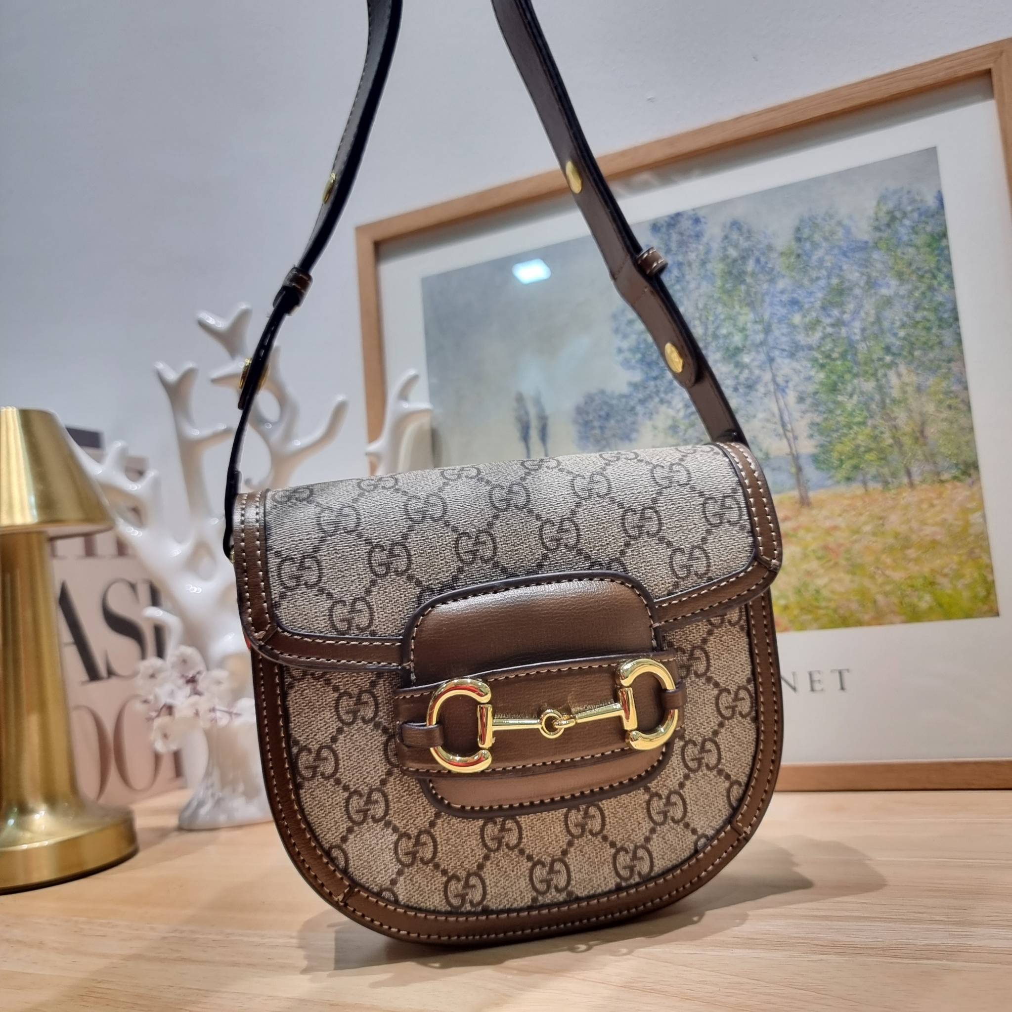 Gucci horsebit 1955 mini rounded bag / GUCCI BAG พร้อมส่ง 2 สี กระเป๋าสะพายไหล่/สะพายข้างทรงคลาสสิค มาในไซส์มินิ กะทัดรัด สวยอยู่ทรง **ล็อทราคาพิเศษสุดคุ้ม