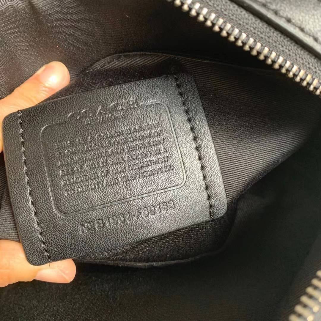 COACH STAR WARS X COACH GRAHAM CROSSBODY IN SIGNATURE CANVAS WITH PATCHES (COACH F89188)