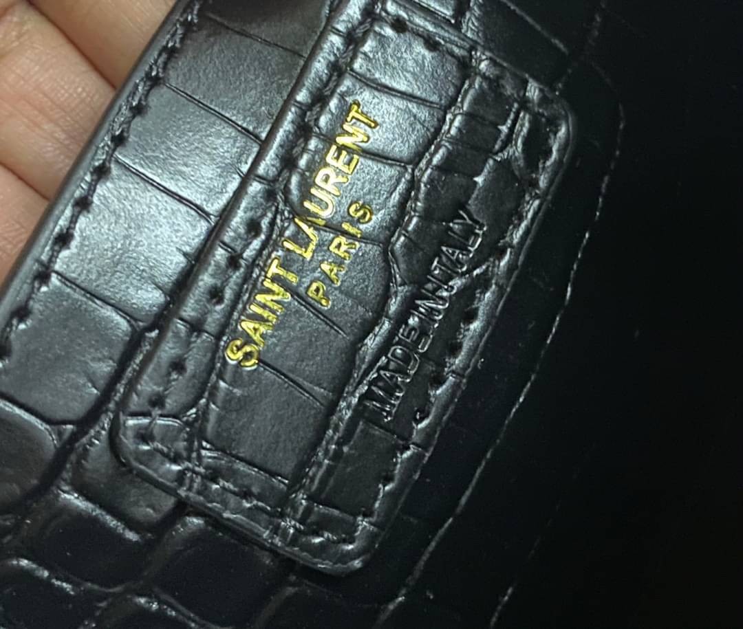 VIP 】หนังแท้ YSL Saint Laurent Kate Tassel Bag in Black Crocodile-Embossed Leather with Gold Hardware