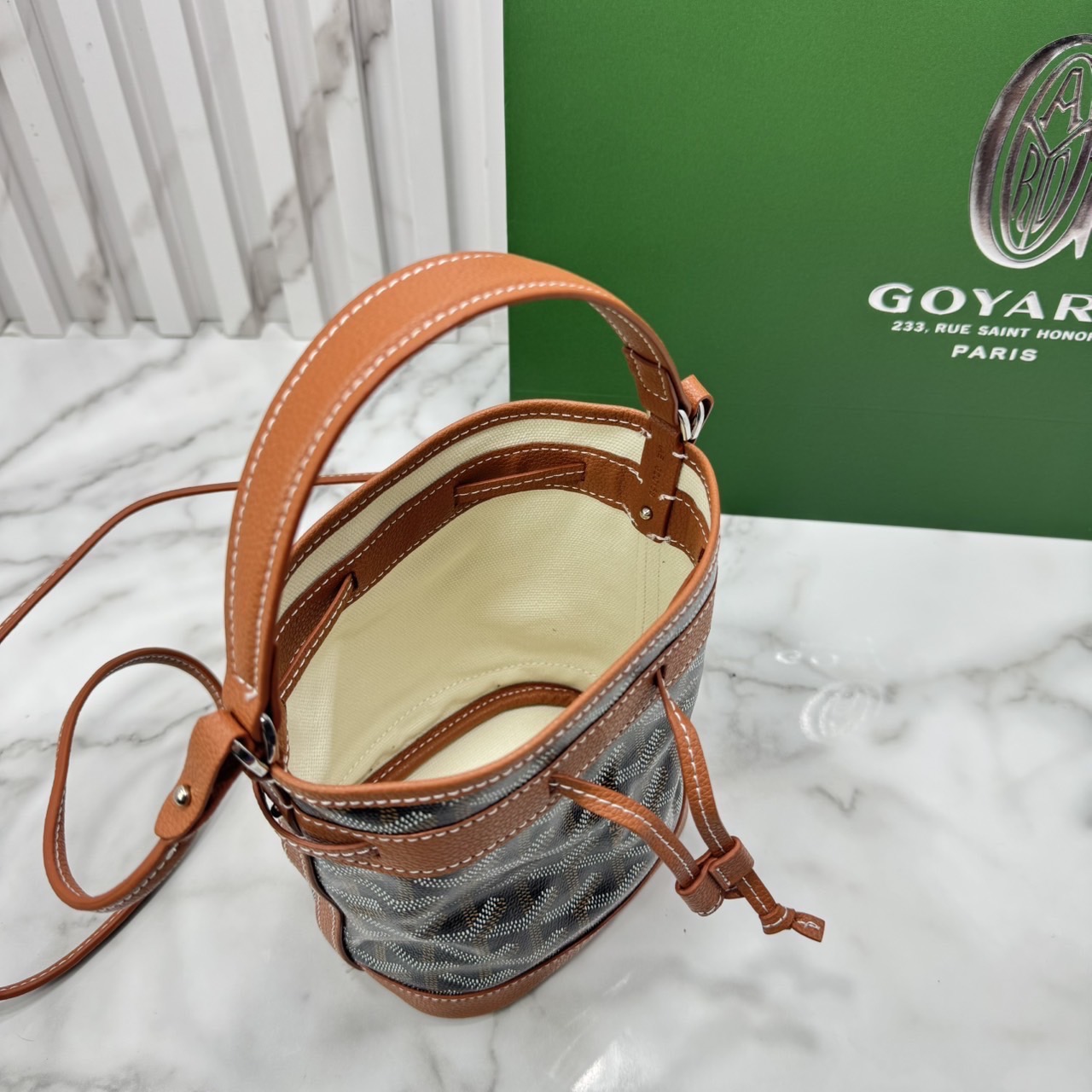 RI หนังแท้ | Goyard Petit Flot Mini bucket bag กระเป๋าสะพายทรงบัคเก็ต ไซส์มินิ ดูผู้ดีในตัว วัสดุหนังแคนวาสพิมพ์ลายสวยคม