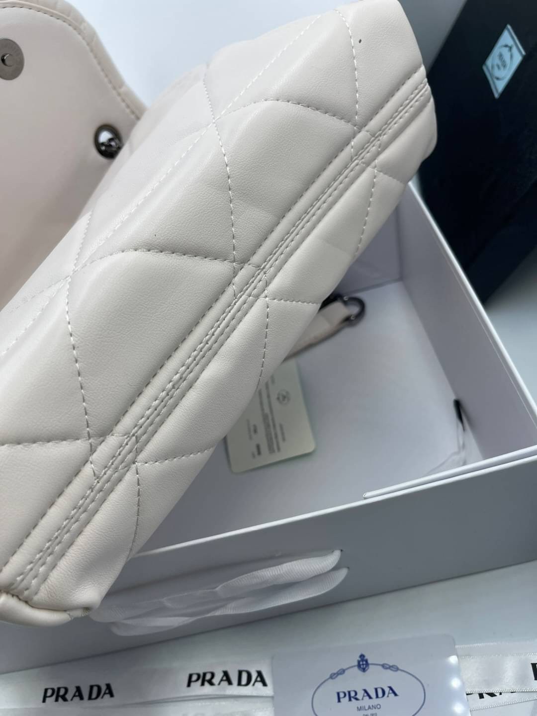 VIP 】PRADA Nappa Leather Prada Spectrum Bag หนังแท้ พร้อมส่งที่ไทย