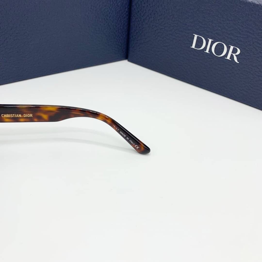 DIOR SUNGLASSES แว่นตากันแดดดิออ เกรดออริจินอล 1:1 งานสวยสุด คุณภาพดี Hi-quality กันแดดเต็มประสิทธิภาพ UV protection ภาพถ่ายจากสินค้าจริง