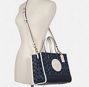 ของแท้ 💯% COACH DEMPSEY CARRYALL IN SIGNATURE JACQUARD WITH PATCH (COACH C2826) 🌈สินค้าขายดี รอบทีาแล้วใครไม่ทัน รอบนี้ห้ามพลาดจร้าา