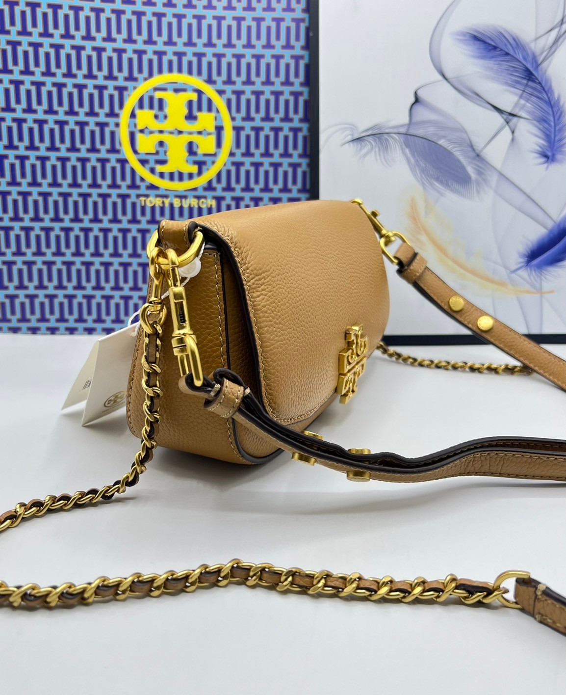 Tory Burch Britten Convertible Crossbody Bag กระเป๋าสะพายดีไซน์เรียบหรู เกรดออริ สลับแท้ 1:1 ใช้งานต่างประเทศได้