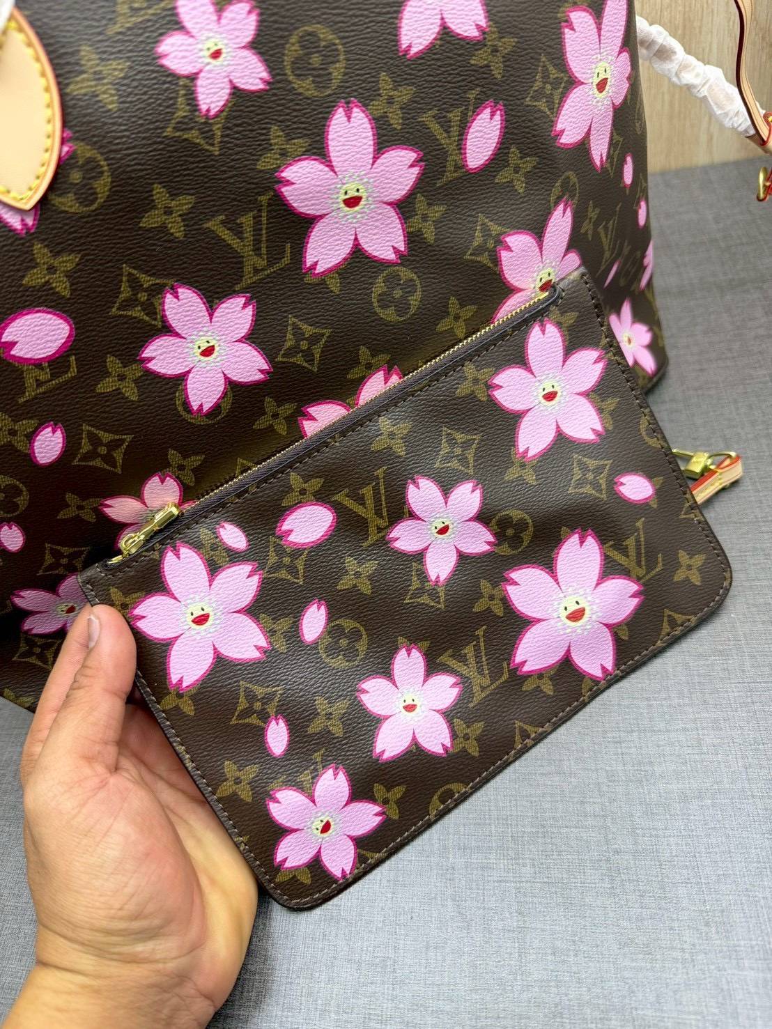 ORI หนังแท้ | LV x TM Neverfull MM Bag Monogram Sakura Brown / LV Tote Bag กระเป๋าสะพายทรงโท้ทใบใหญ่ ลายดอกไม้ซากุระแสนหวาน