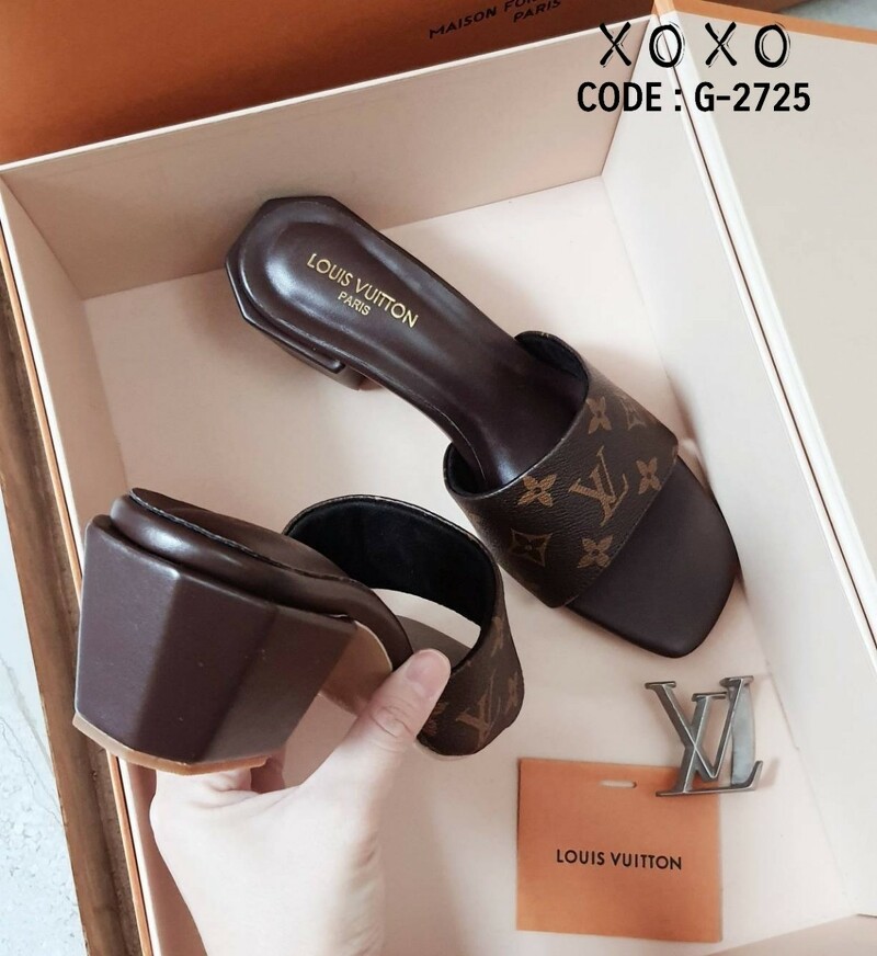 LV Mid Heel รองเท้าส้นกลาง 2 นิ้ว งานสวม วัสดุหนัง PU สวมใส่ง่าย เน้นเรียบหรู ดูแพงเกินราคาขาย ส้นเป็นทรง 6 เหลี่ยม ใช้งานยื่น,เดิน สบายไม่เมื่อย