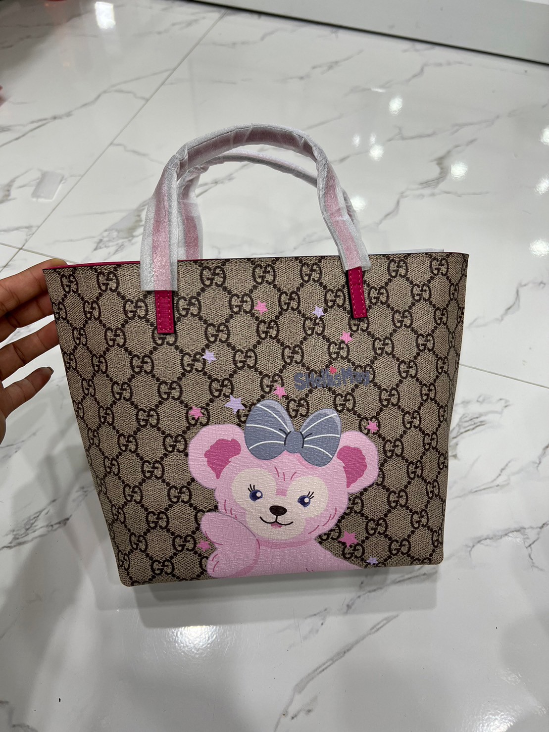 GUCCI Children's tote bag / Gucci kid tote / Gucci bag พร้อมส่งสต๊อกแน่น กับกระเป๋าโท้ทคิดท์ ไซส์น่ารักน่าใช้ ฮอตไม่หยุด เด็ดทุกดีไซน์ มีลายเข้าใหม่มากกว่าในรูปนะคะ