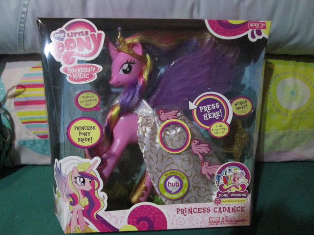 My Little Pony Friendship is Magic_Princess Cadance in Wedding Ceremony มายลิตเติ้ลโพนี่แท้ใหม่แกะกล่องครับ