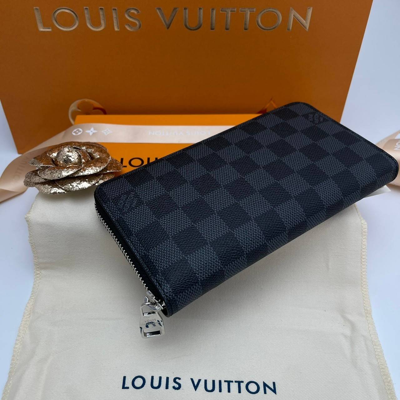พรีเมี่ยมกิ๊ฟแท้ 100% 】พร้อมส่งที่ไทยที่นี่ที่เดียว Louis Vuitton wallet 19cm Gift Box Set