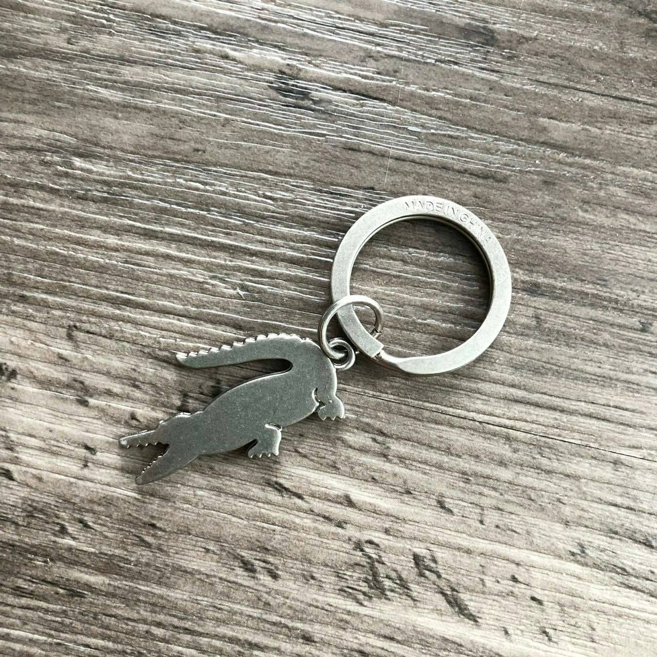 LACOSTE Short Wallet with Key Set กระเป๋าสตางค์ใบสั้น Set สุดคุ้มมอบให้เป็นของขวัญหรือใช้เองก็แนะนำค่ะ